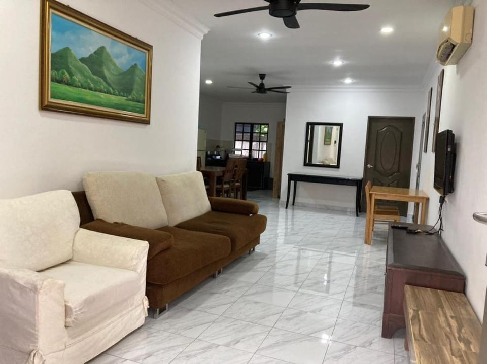 Msy Residence House in Selangor, Malaysia