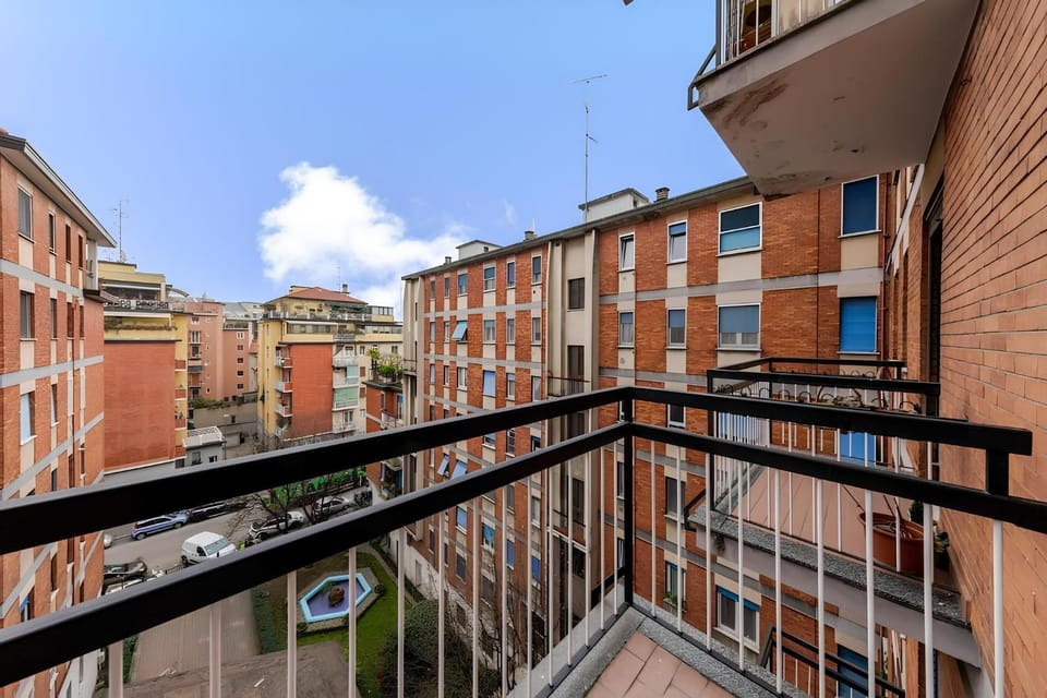 Property building, Day, Neighbourhood, View (from property/room), Balcony/Terrace, City view, Street view