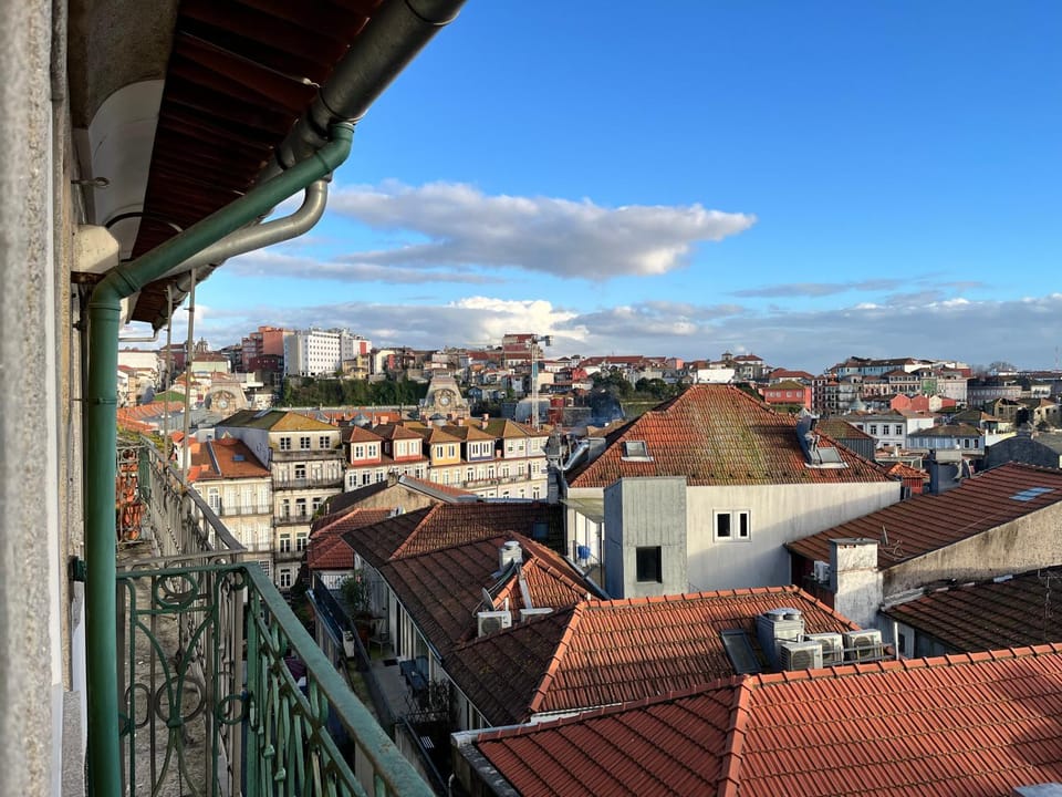 View (from property/room), City view