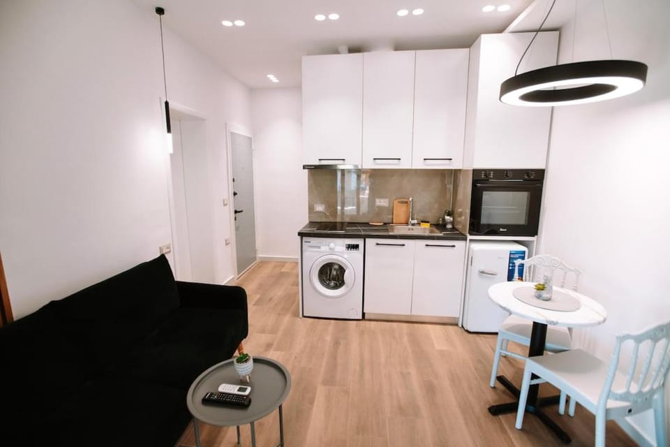 Living room, Dining area, kitchen