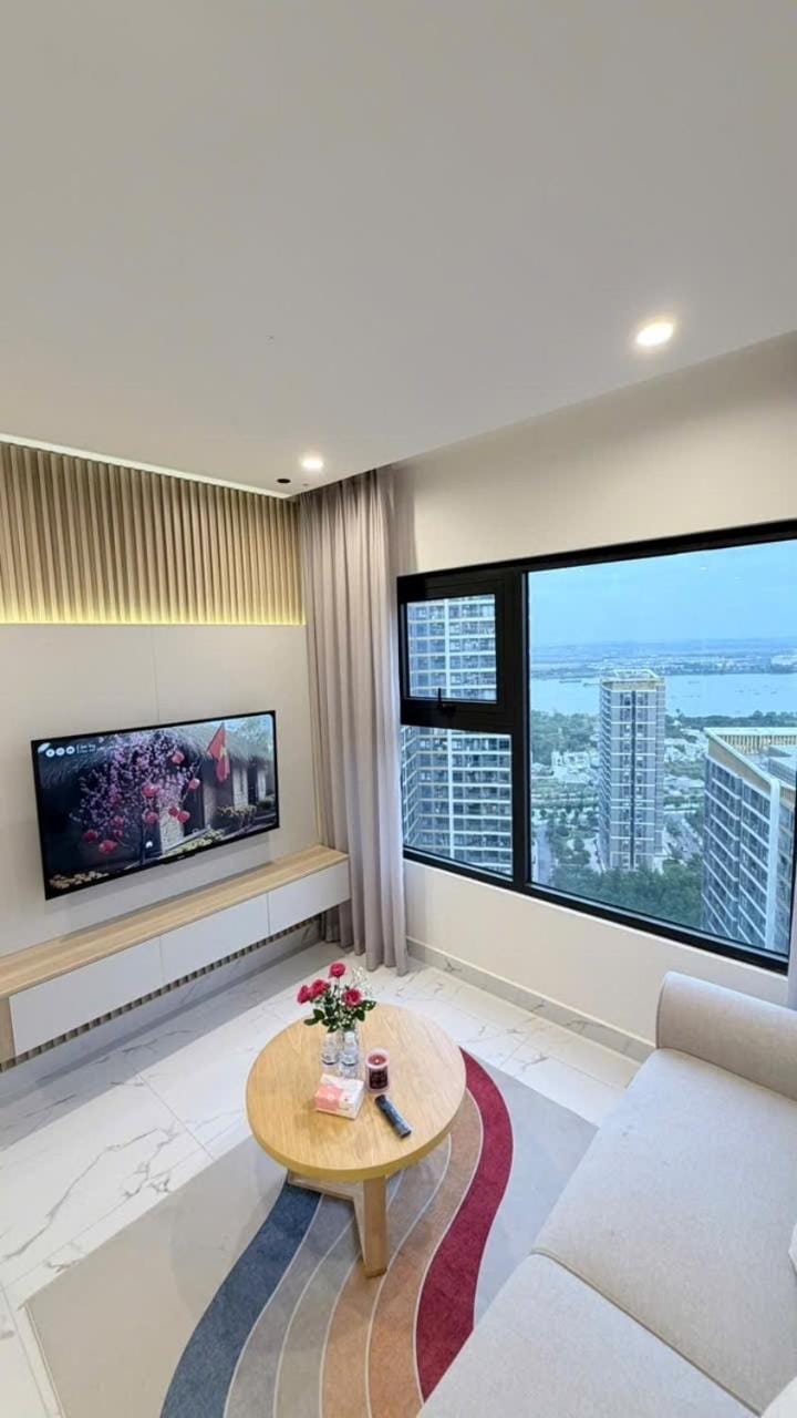 Luxury Two Bedroom Apartment Bed and Breakfast in Ho Chi Minh City