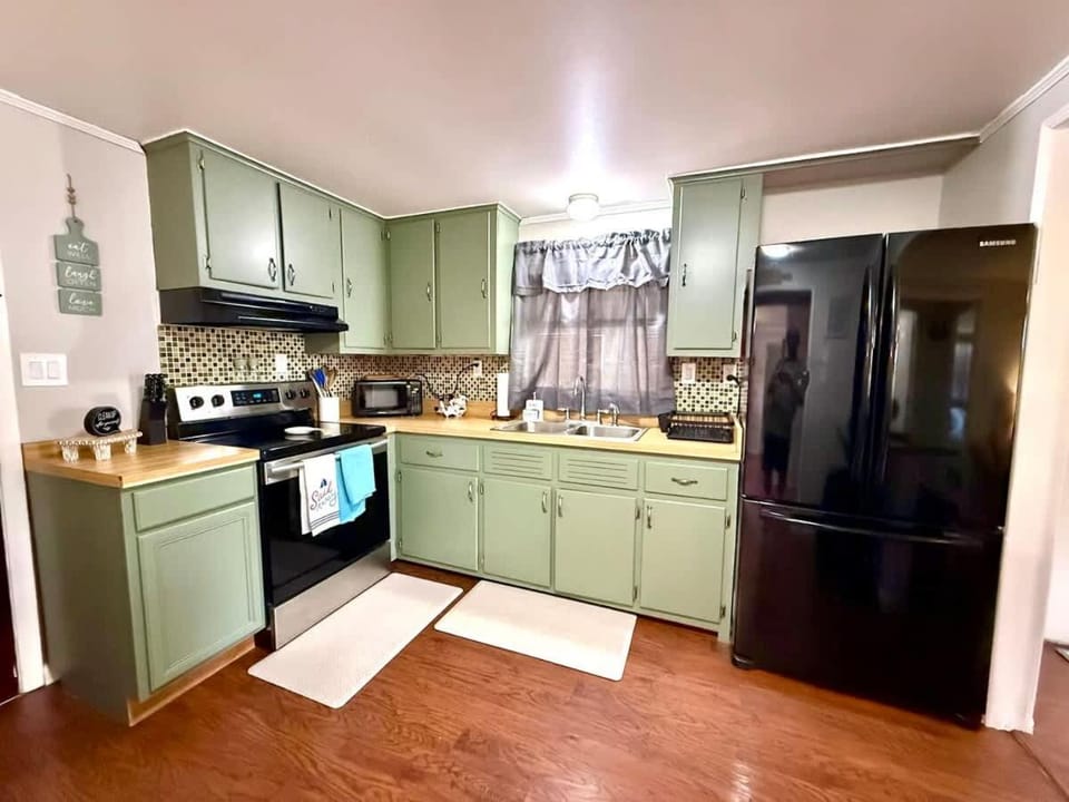Relax Explore Boat Parking & Fenced yard House in Lecanto