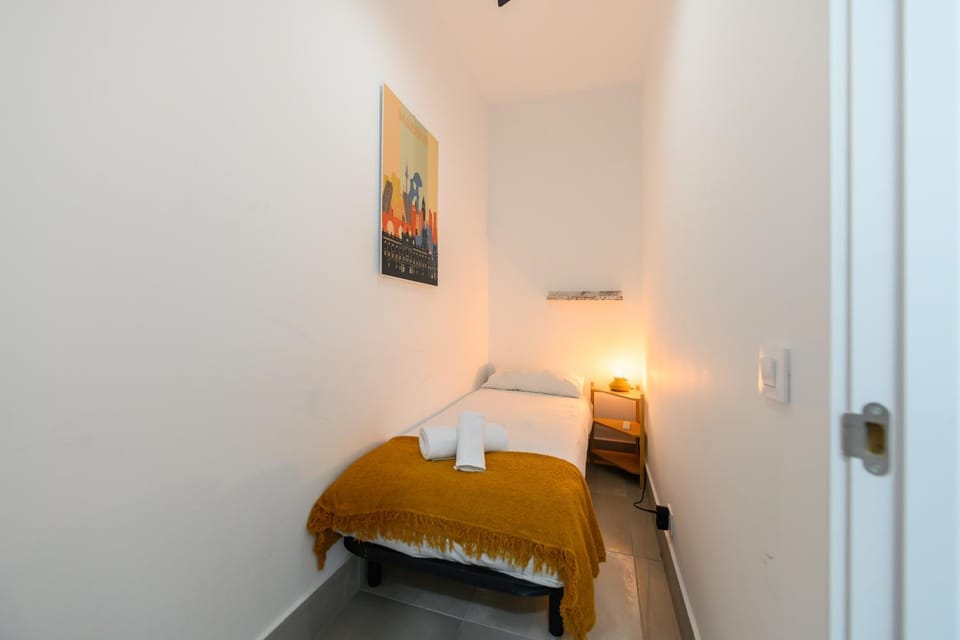 ROB20E - Acogedor piso en Puente de Vallecas, Madrid - Alquiler temporal Apartment in Madrid