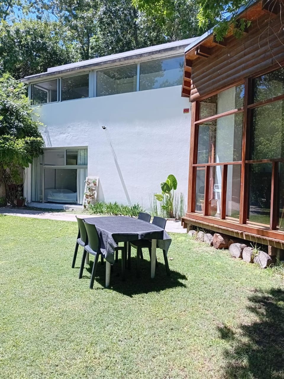 Property building, Patio, Day, Garden, Garden view