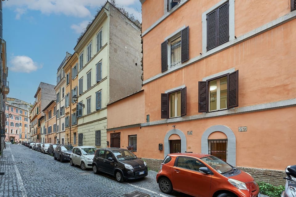 Property building, Street view