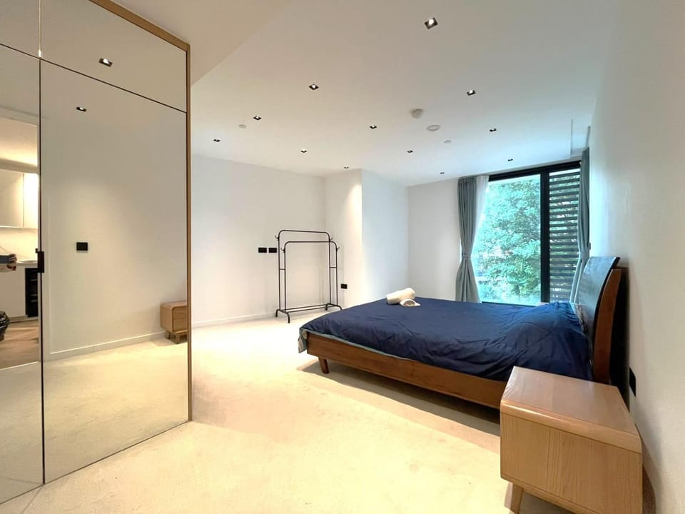 Whole 2 bed flat in Kensington Apartment in City of Westminster