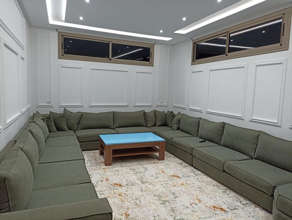 Communal lounge/ TV room, Living room