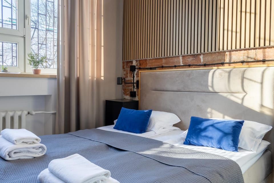 Klimatyczny Apartament z Antresolą w Kamienicy Apartment in Warsaw