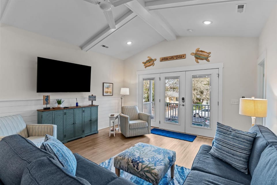 A Swell Life House in Oak Island
