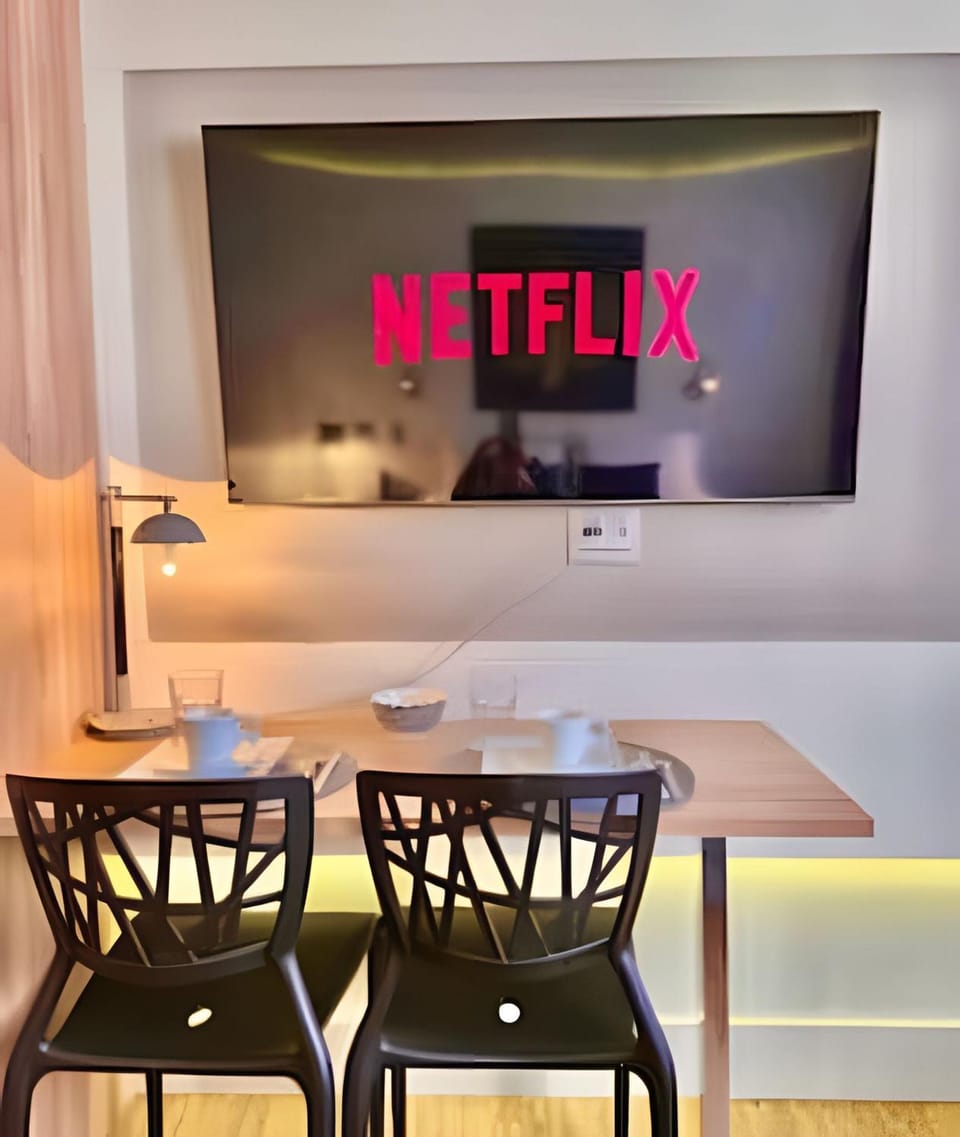 TV and multimedia, Dining area