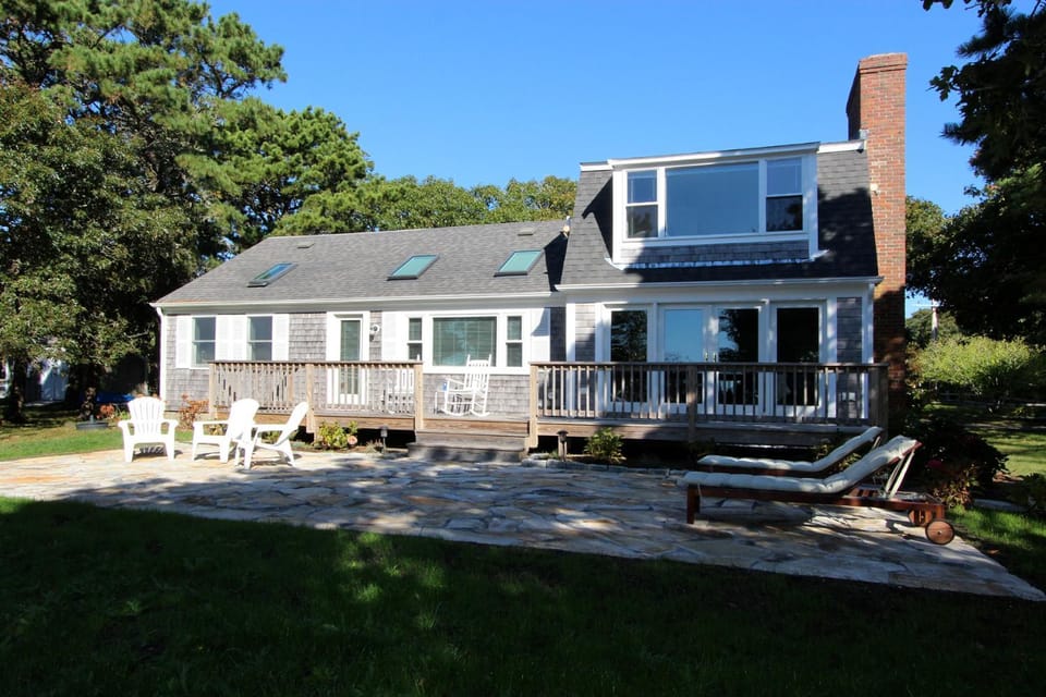 Mermaid View House in South Chatham