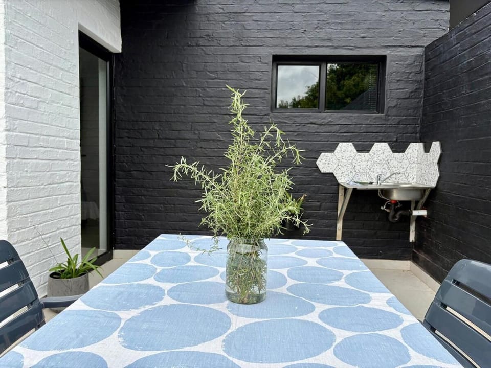 Private Northcliff Apartment Apartment in Johannesburg