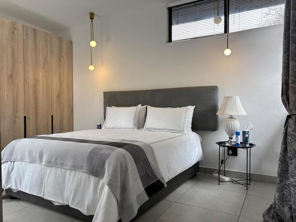 Private Northcliff Apartment Apartment in Johannesburg
