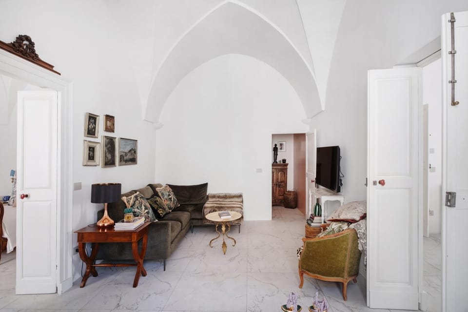 Property building, Living room