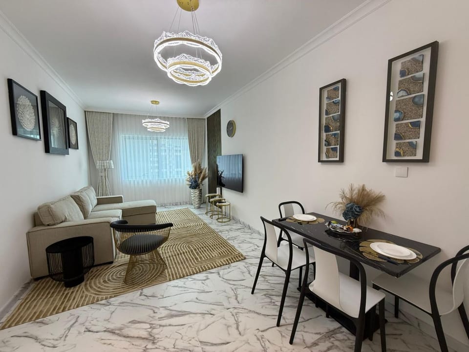 Luxury 1BDR in the heart of Marina Walk to Metro & Promenade #11 Apartment in Dubai