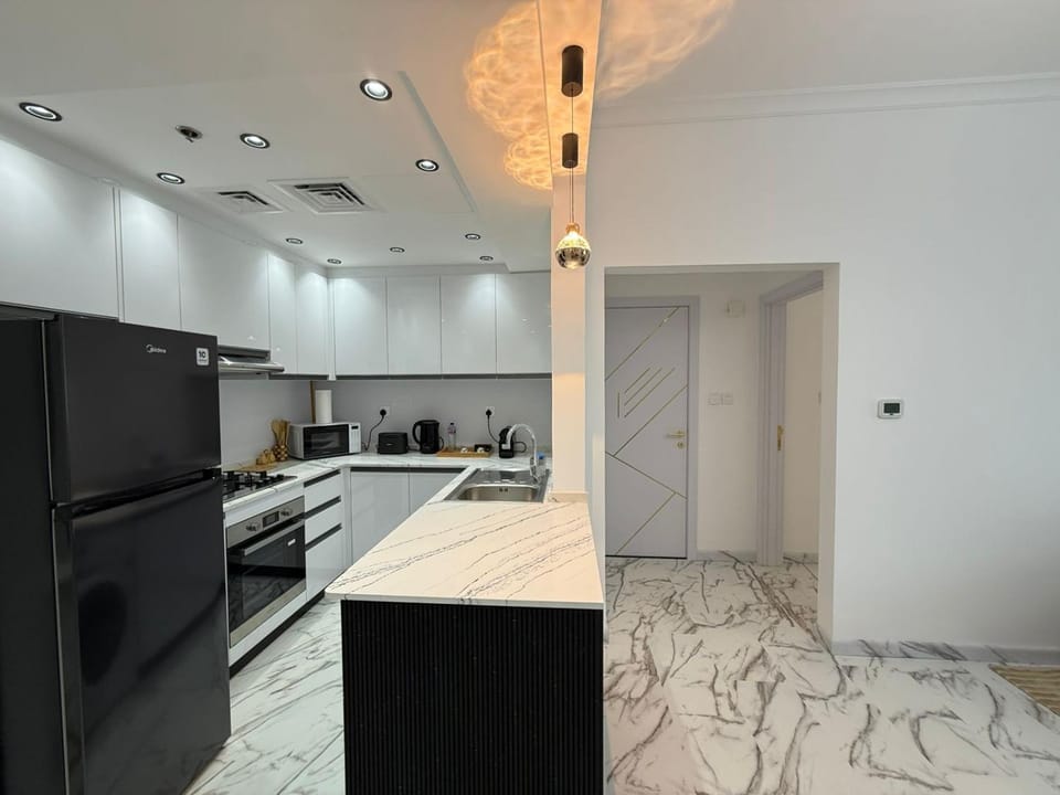 Luxury 1BDR in the heart of Marina Walk to Metro & Promenade #11 Apartment in Dubai