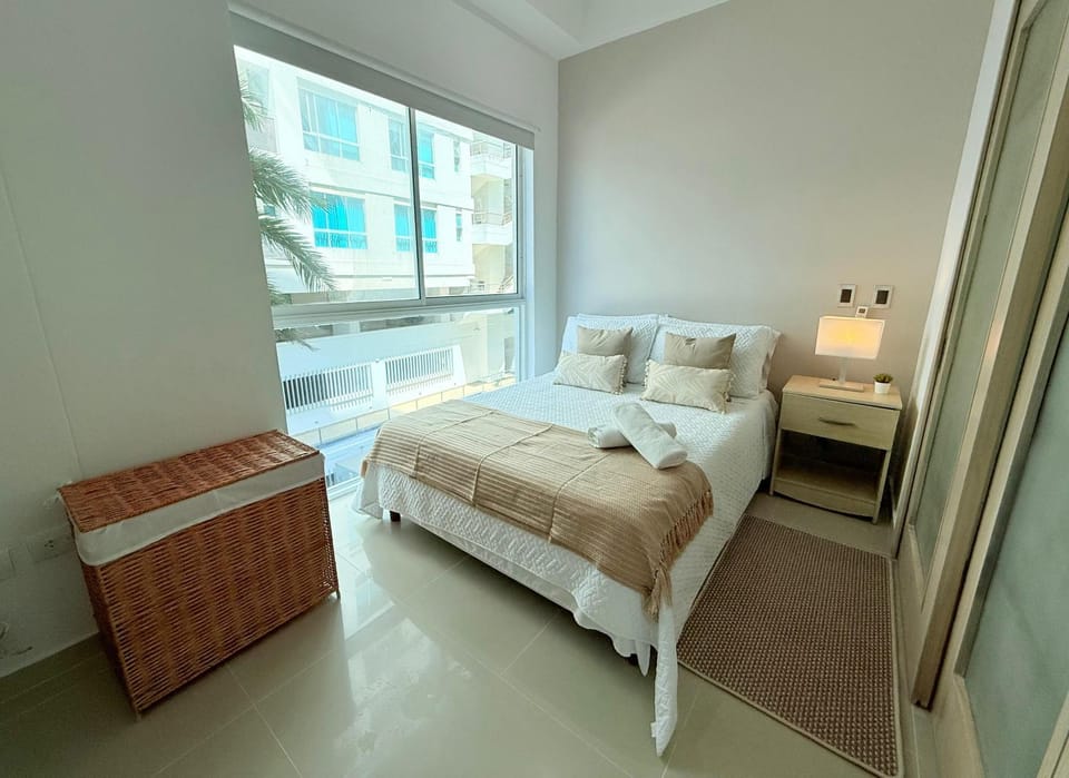 Bed, Photo of the whole room, Bedroom, flat iron, towels