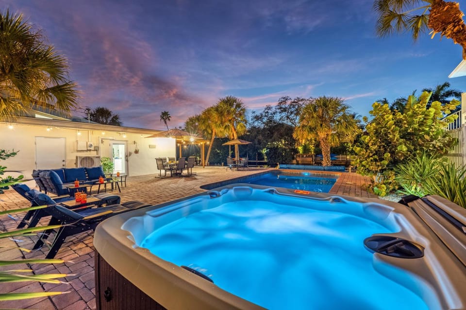Siesta SunDaze - 5430 House in Siesta Beach