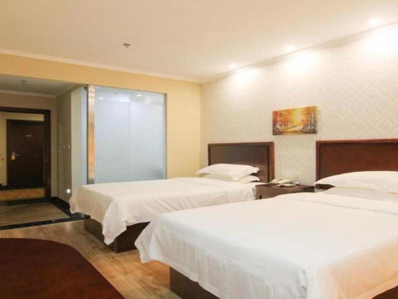 GreenTree Inn JiangSu ZhenJiang DingMao Industrial Park WoDe Square Express Hotel Hotel in Jiangsu