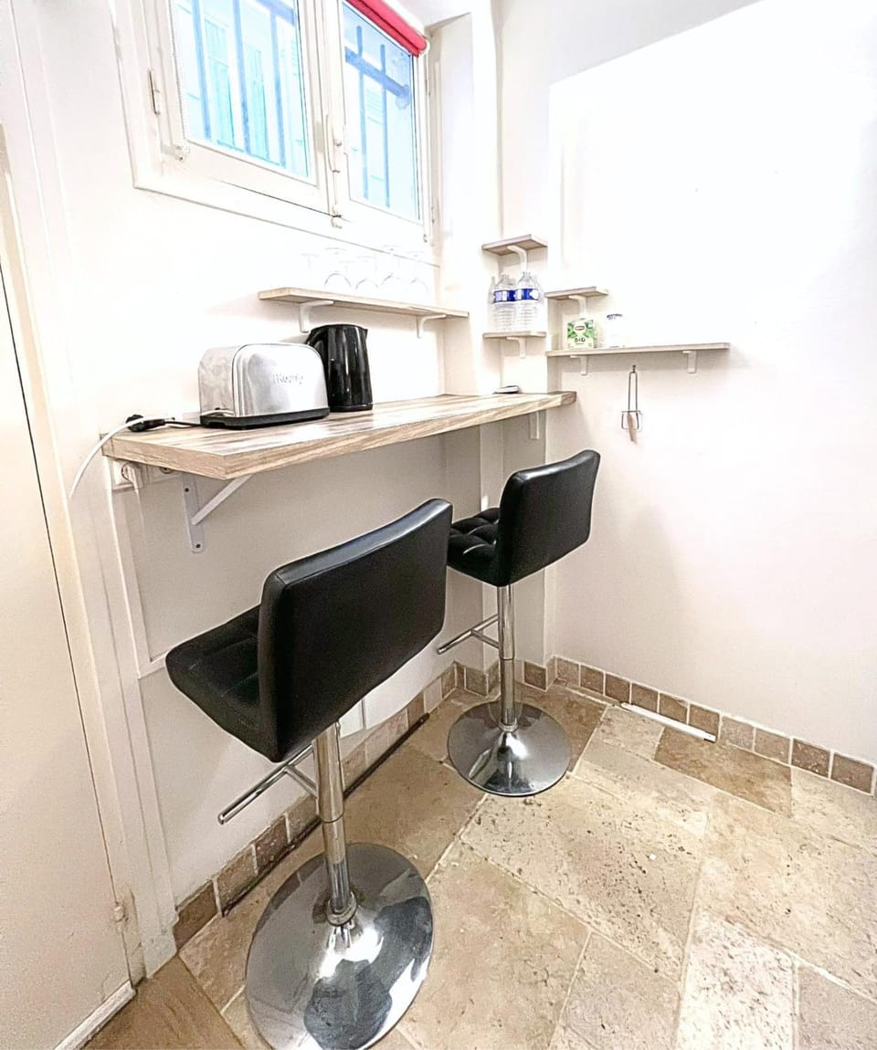 Studio Saintonge Marais Paris 3e Rez-de-chaussée Apartment in Paris