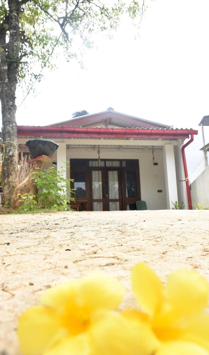 Miu Villa Bed and Breakfast in Ahangama