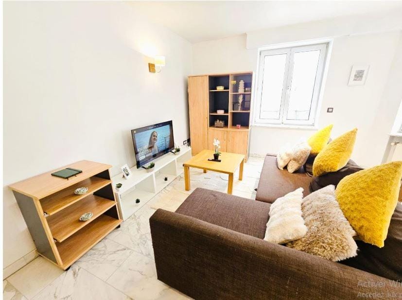 Smart Retreat next to Luxembourg Station Apartment in Luxembourg