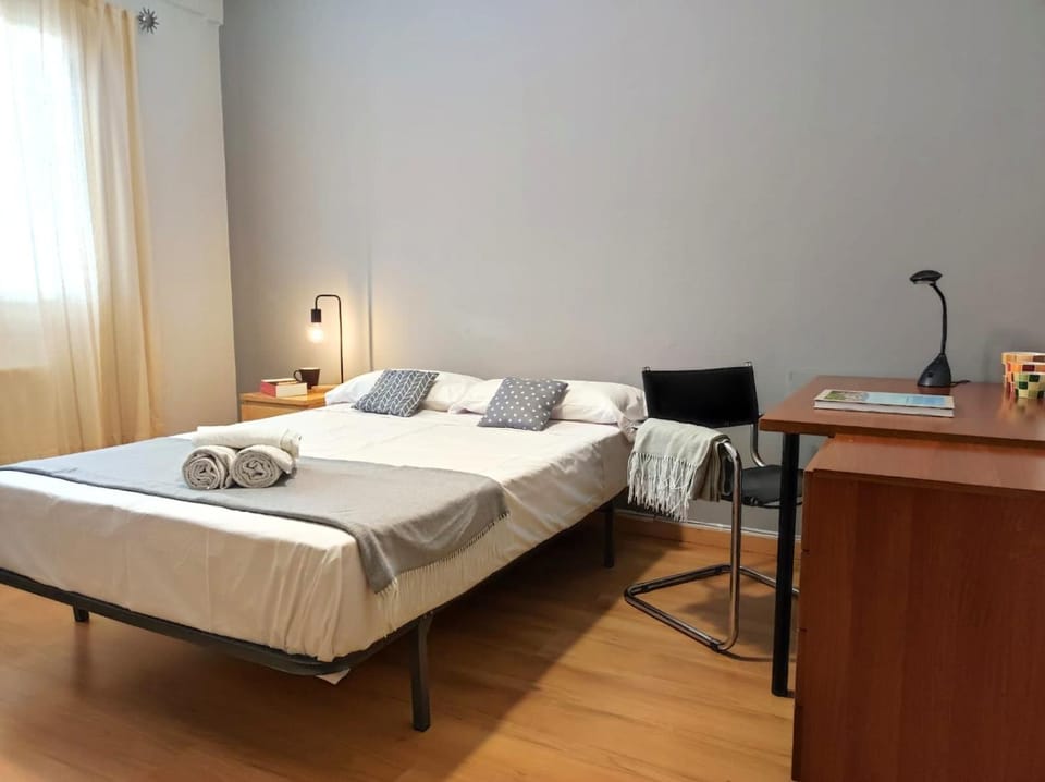 Seating area, Bedroom
