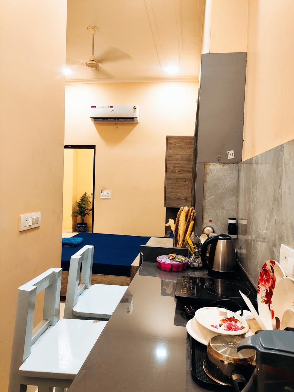 Cozy & Private Studio Suites near mansarovar by Jaipur Rentals Apartment in Jaipur
