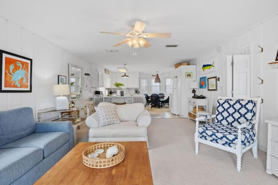 Family Bayfront Paradise &Fishing Dock on Dauphin Island House in Dauphin Island