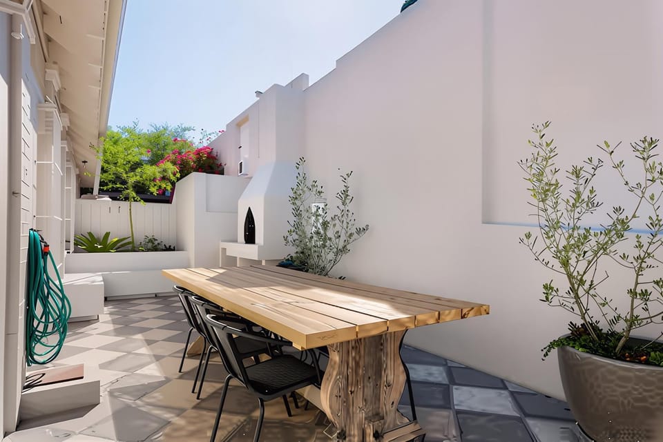 Patio, Balcony/Terrace, Seating area, Dining area