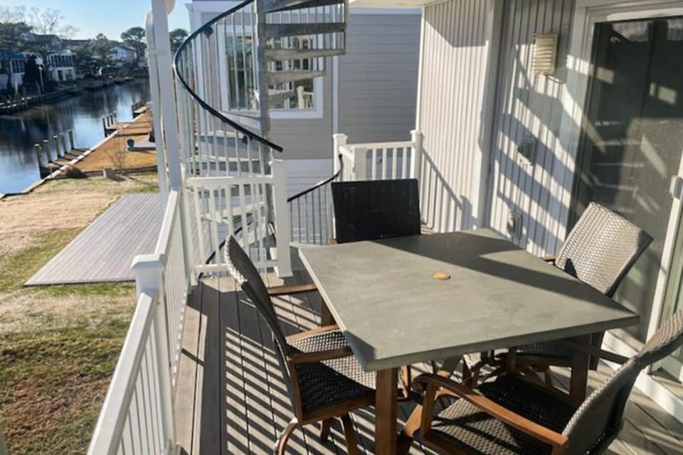 Town of South Bethany - 142 Layton Dr - The Lighthouse House in South Bethany