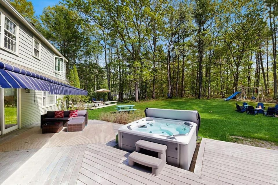 Rose Cottage at Lands End House in Cape Porpoise