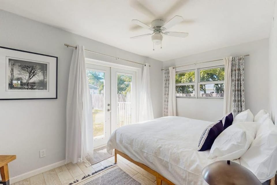 Soulace 445 House in Naples Park