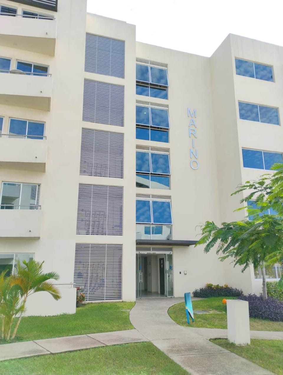 Apartment next to lagoon plus amenities Apartment in Mazatlan