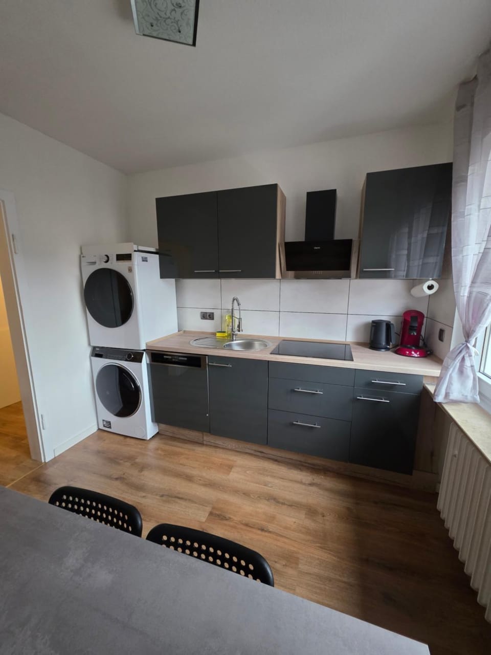 Einzelzimmer für bis zu 2 Personen - 3 OG Vacation rental in Duisburg
