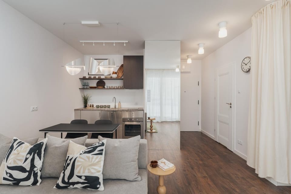 Kitchen or kitchenette, Living room