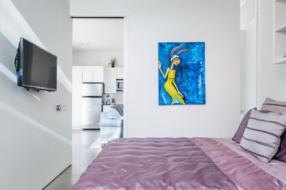 Modern, Dog Friendly Apartment with a Private Patio Apartment in Dallas
