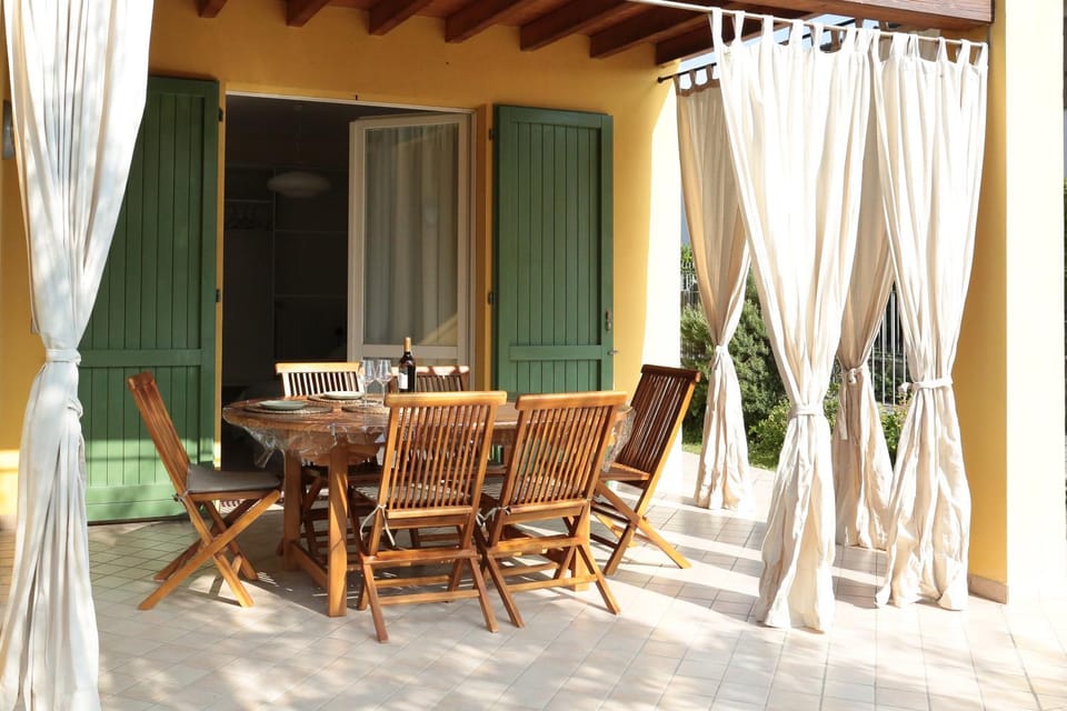 Patio, Day, View (from property/room), Balcony/Terrace, Dining area