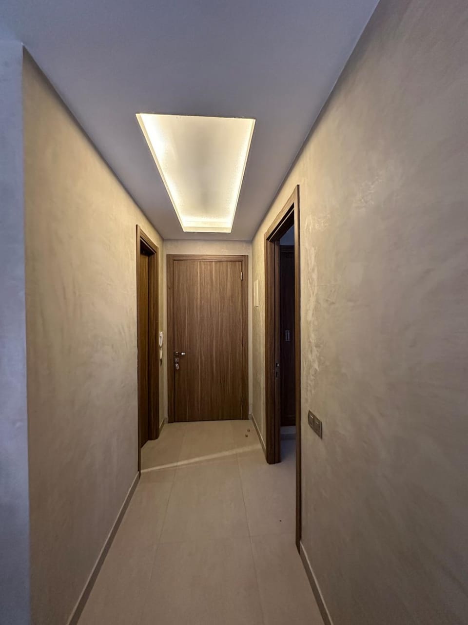 Guéliz 5 min away - Quiet - Pool & Parking Apartment in Marrakesh