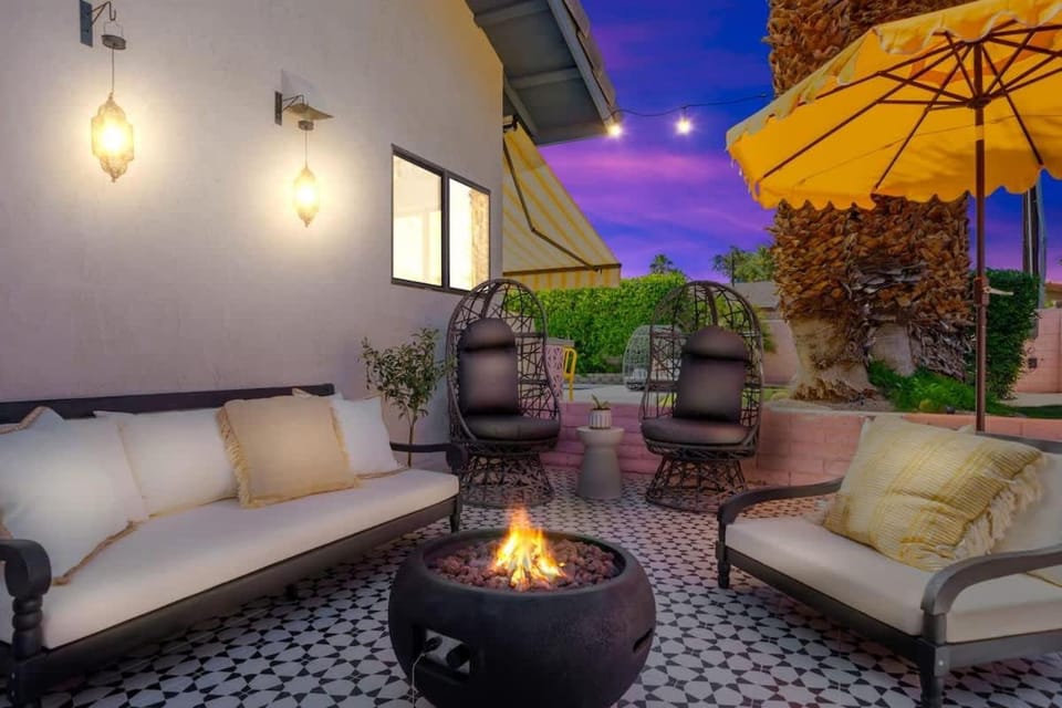 Moroccan Desert Oasis -Salt Pool - Spa - Games House in Bermuda Dunes