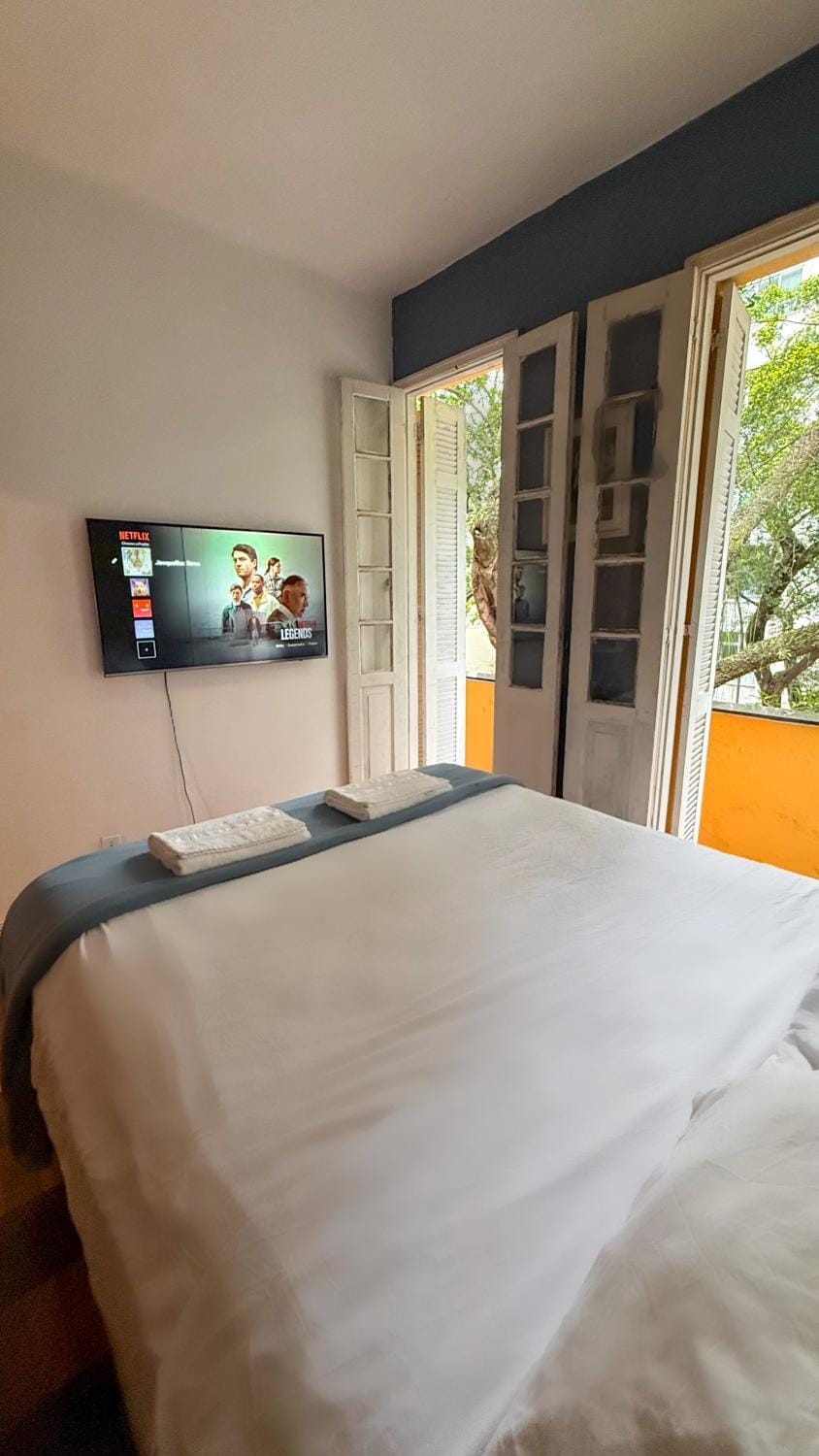 Ipanema Boutique Apartment - 1 block from Beach Prime Location Apartment in Rio de Janeiro