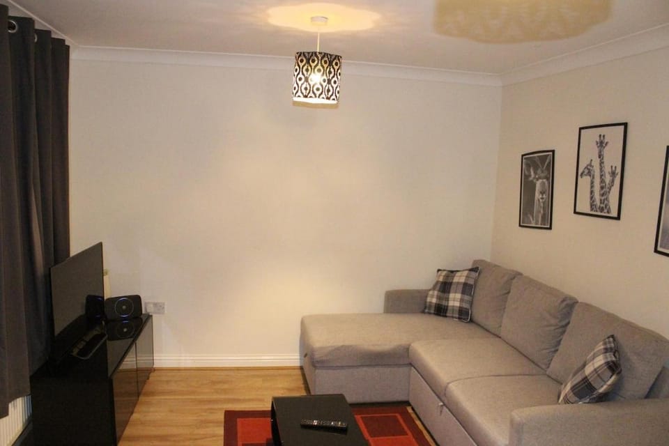 4 Bedroom house, Parking, Wi-Fi, Near Town Centre House in Ipswich