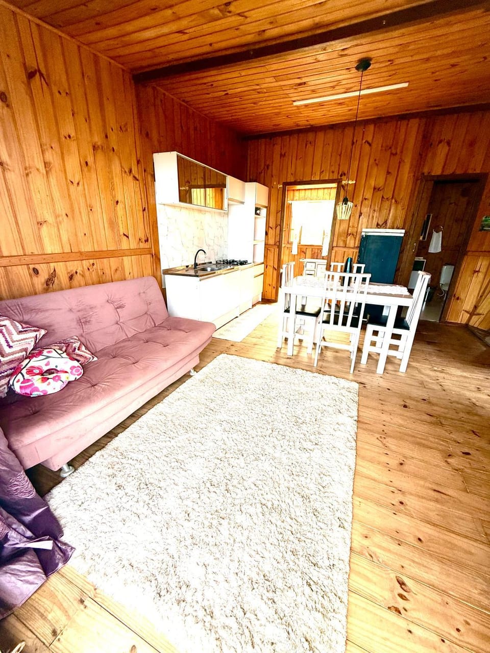 Kitchen or kitchenette, Seating area, Dining area