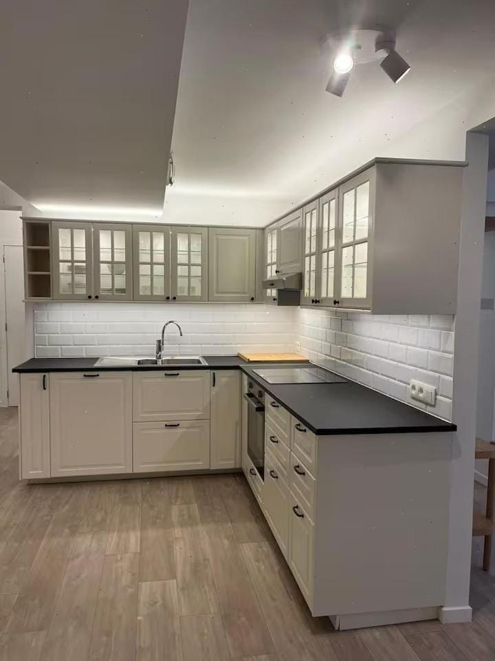 Large 3-bedroom apartment in Bruxelles Apartment in Ixelles