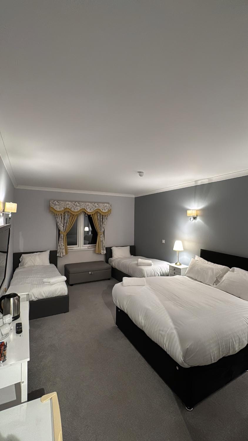 Edinburgh West Residence Hotel in Edinburgh