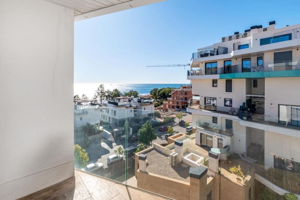 Waterfront Seaview Residence Apartment in Marina Baixa