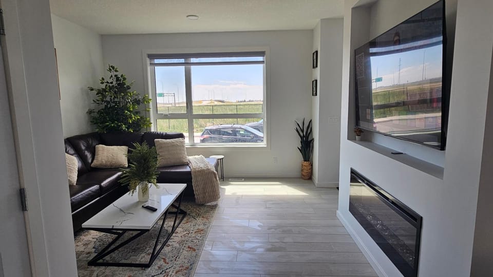 TV and multimedia, Living room, Seating area