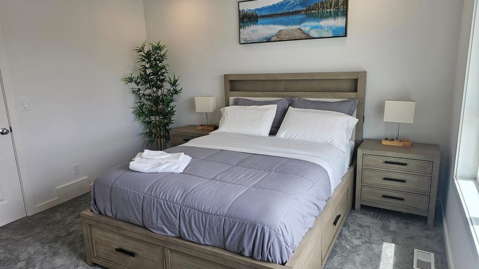 Bed, Bedroom