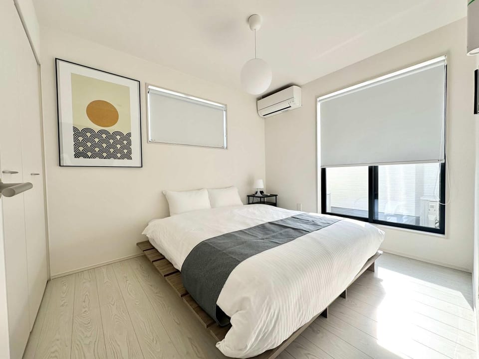 10 mins to kumamoto airport Spacious 4BR House by Restavio Apartment in Japan
