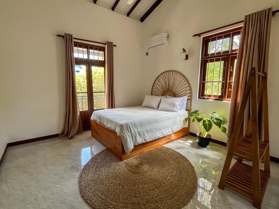 Bedroom, air conditioner